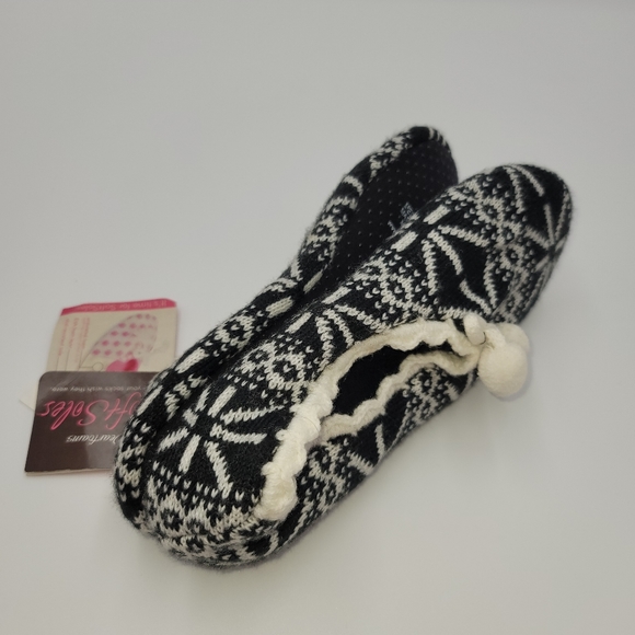 Slippers - Picture 2 of 2